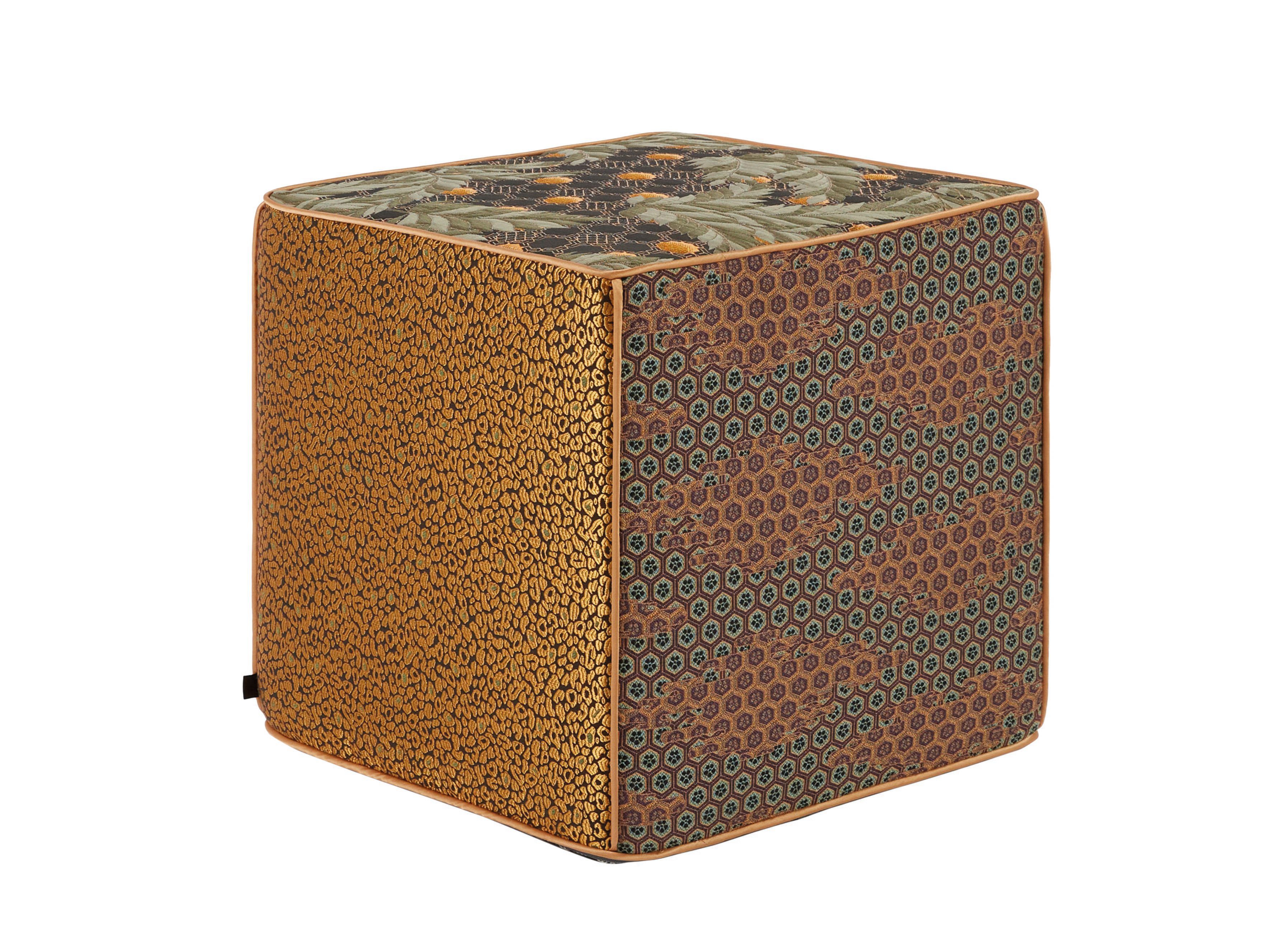 Квадратный пуф из ткани K-3 Tora ARCH-00038266 - Вид №1