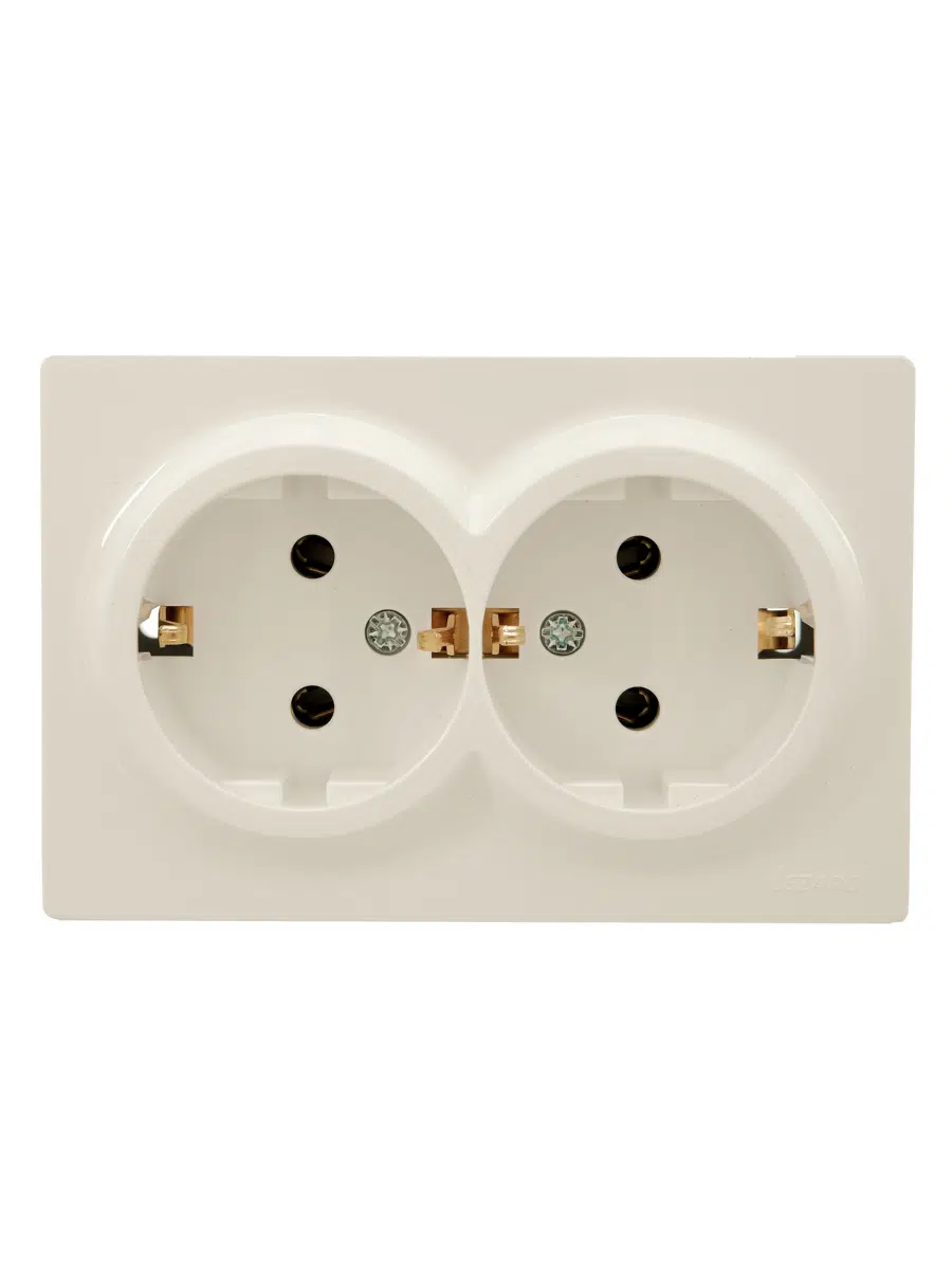 LETO Розетка двойная с/з закрытый корпус ПБТ крем LEZARD 752-0300-127B