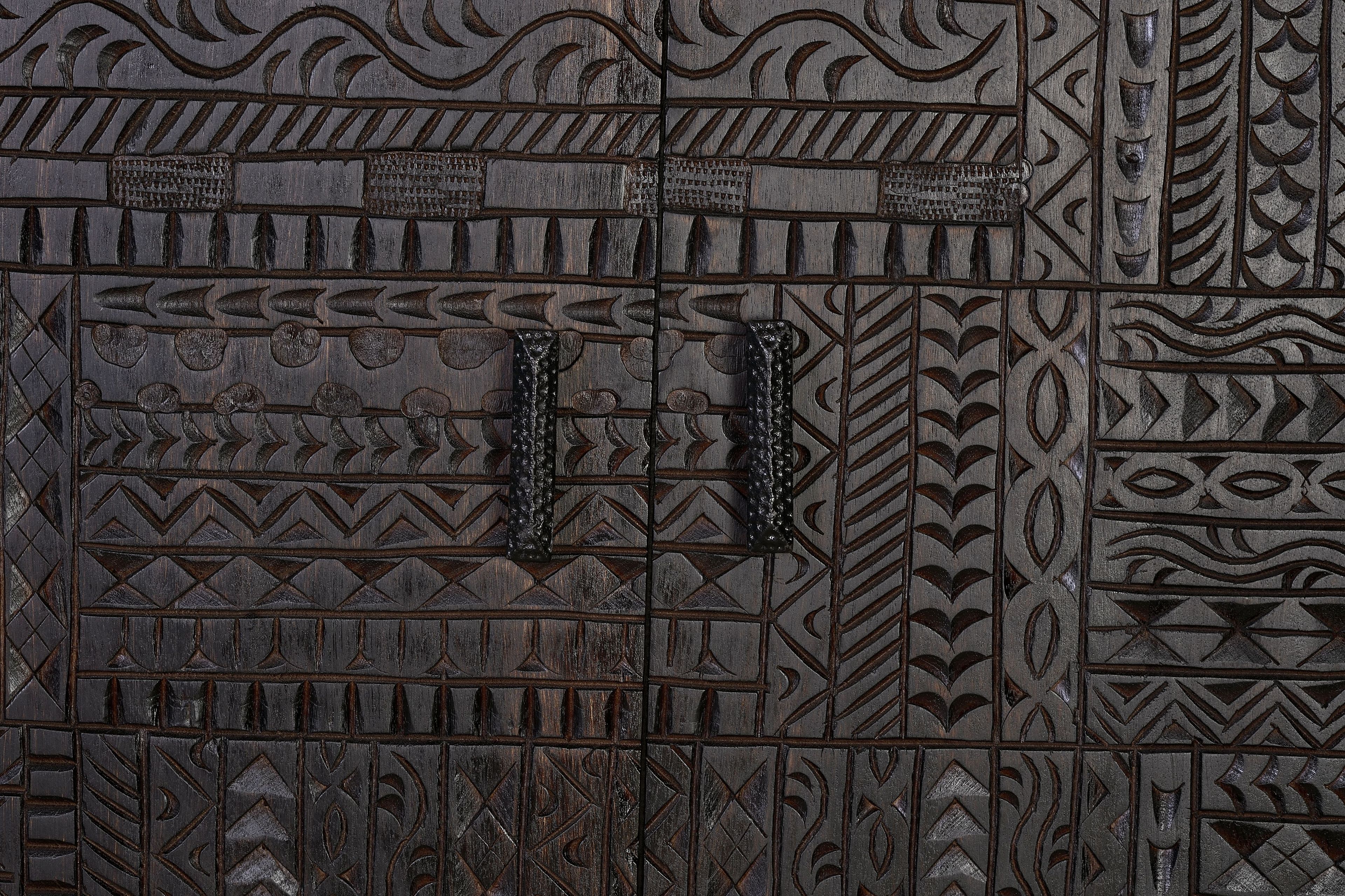 Сервант из манго с распашными дверцами Giner y Colomer Jeroglifico ARCH-00050019 - Вид №7