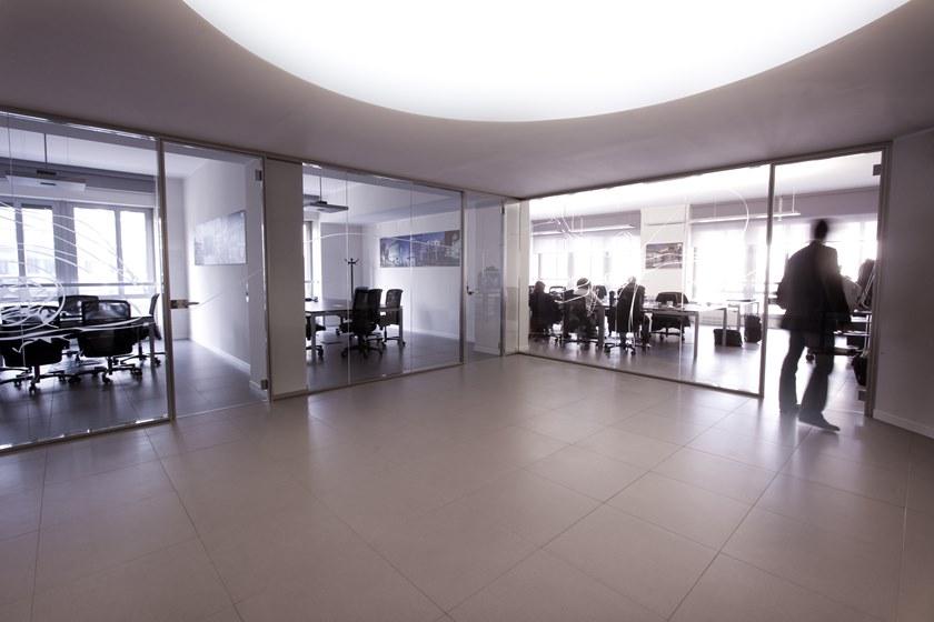 Elitable Стеклянная звуконепроницаемая сдвижная стена для офиса Unika sun-id-1362479 - Вид №4