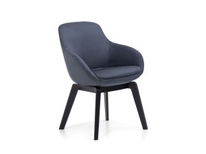 Тканевый стул с подлокотниками