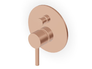 Однорычажный настенный смеситель для ванны / душа с переключателем