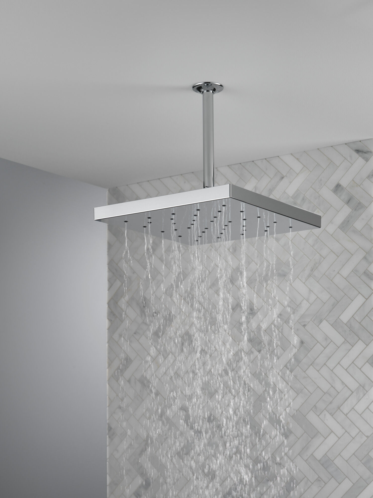 52161-PN25 H2Okinetic® одинарная душевая лейка с UltraSoak ™ Delta Faucet Universal Showering Полированный никель  - Вид №4