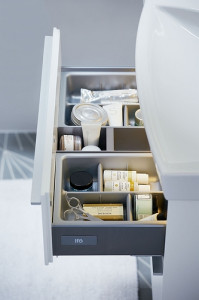 47346 Световая полоса IFO Sense для ящиков, W = 1200 мм, для четырех ящиков