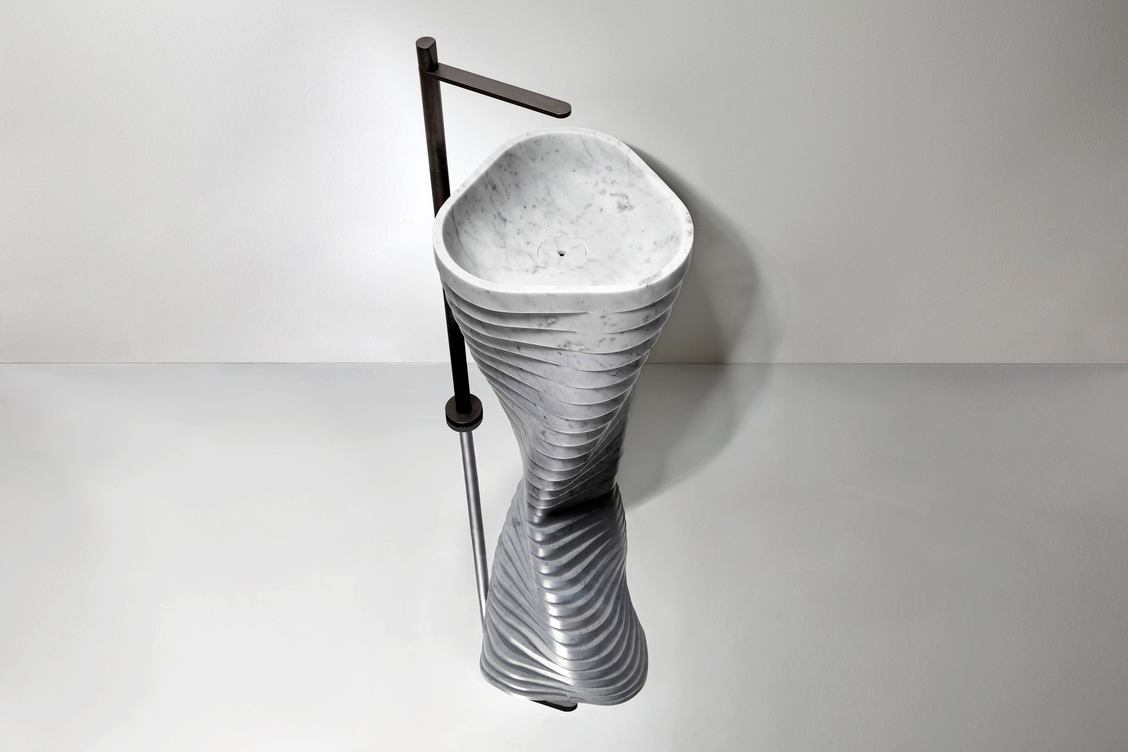 Отдельно стоящая раковина из каррарского мрамора Antoniolupi VORTICE ARCH-00024307 - Вид №9