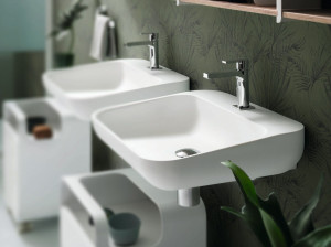 Прямоугольный одиночный подвесной умывальник