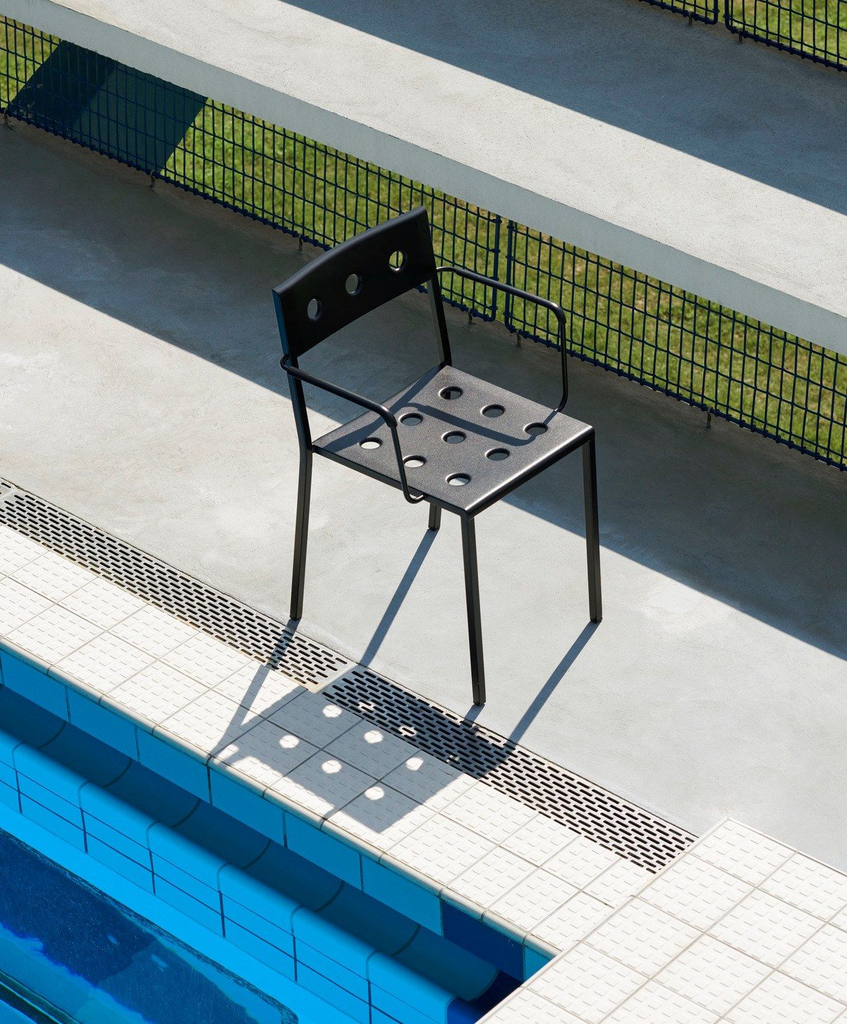 Стальной стул с порошковым покрытием с подлокотниками Hay балкон ARCH-00134702 - Вид №14