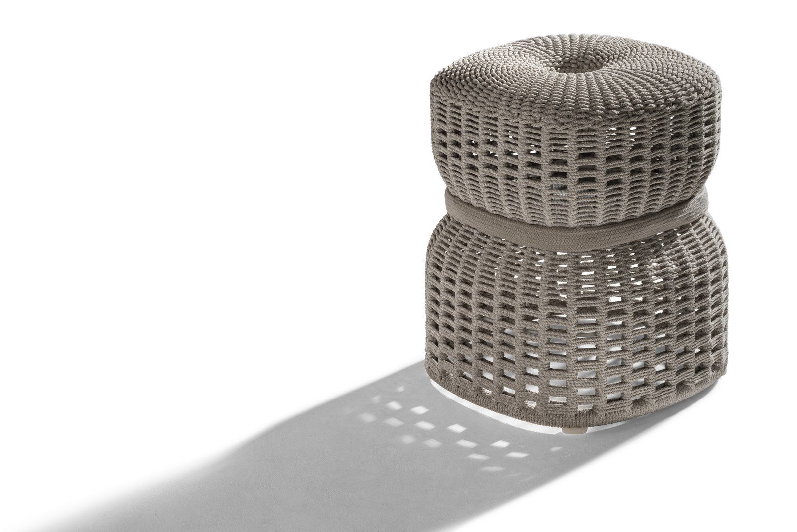 Морская веревка сад пуфик Poltrona Frau коллекция-диваны и кресла ARCH-00092272 - Вид №1