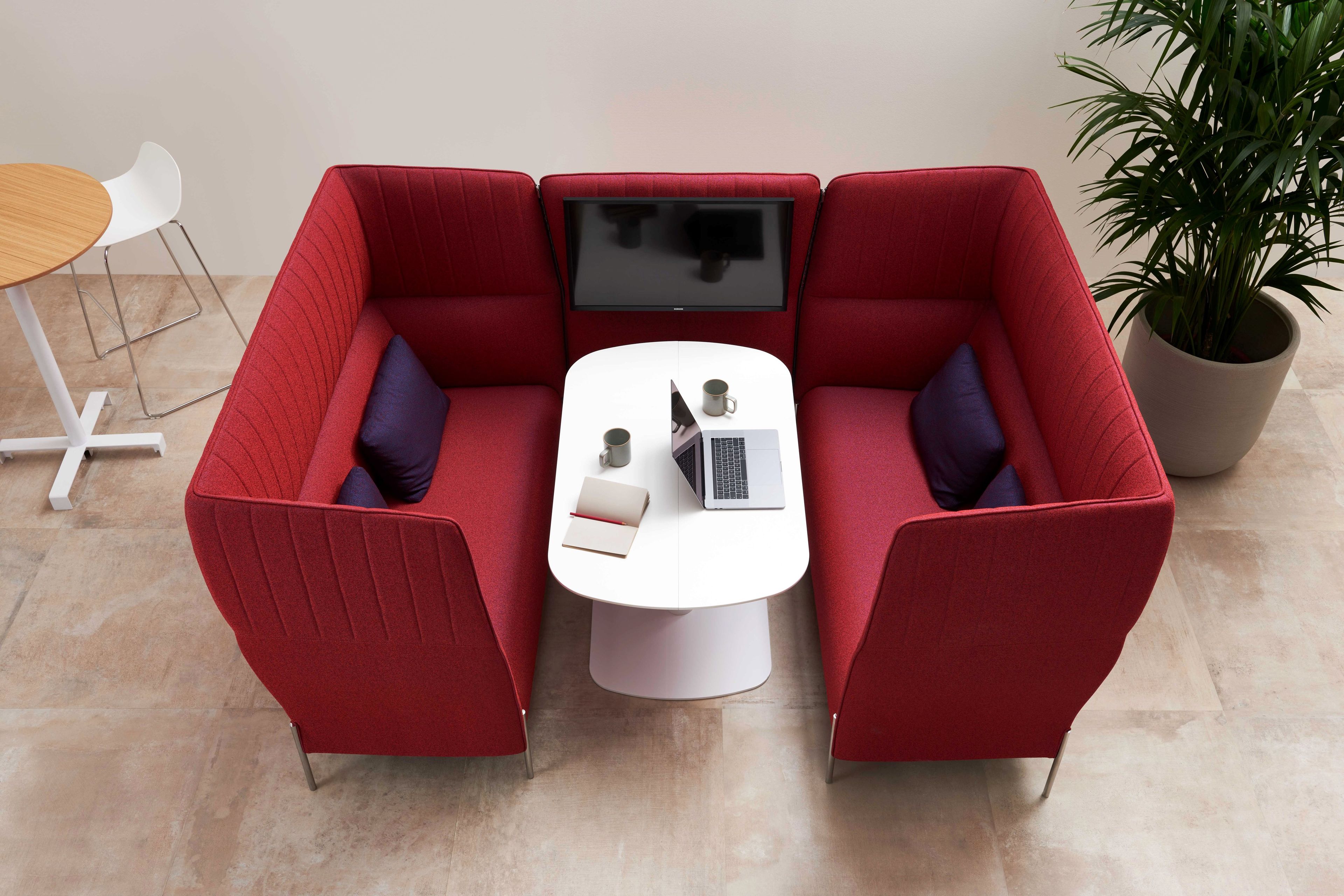 2-местный кожаный диван с высокой спинкой ESTEL GROUP Dolly ARCH-00061314 - Вид №2