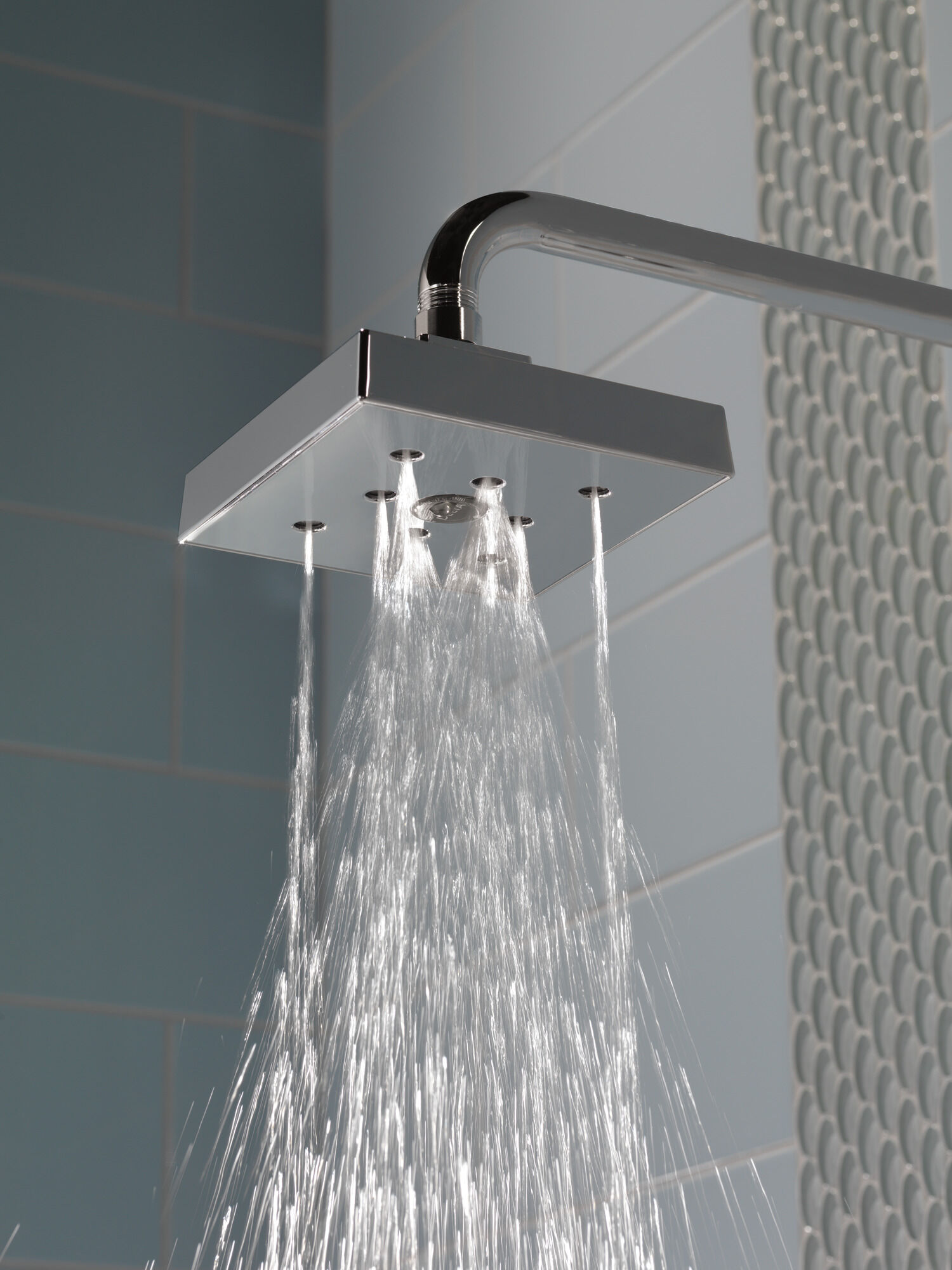 RP70171KS H2Okinetic® Душевая лейка Raincan с одинарной настройкой Delta Faucet Universal Showering Черный нержавеющий  - Вид №1