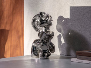 Бронзовая скульптура