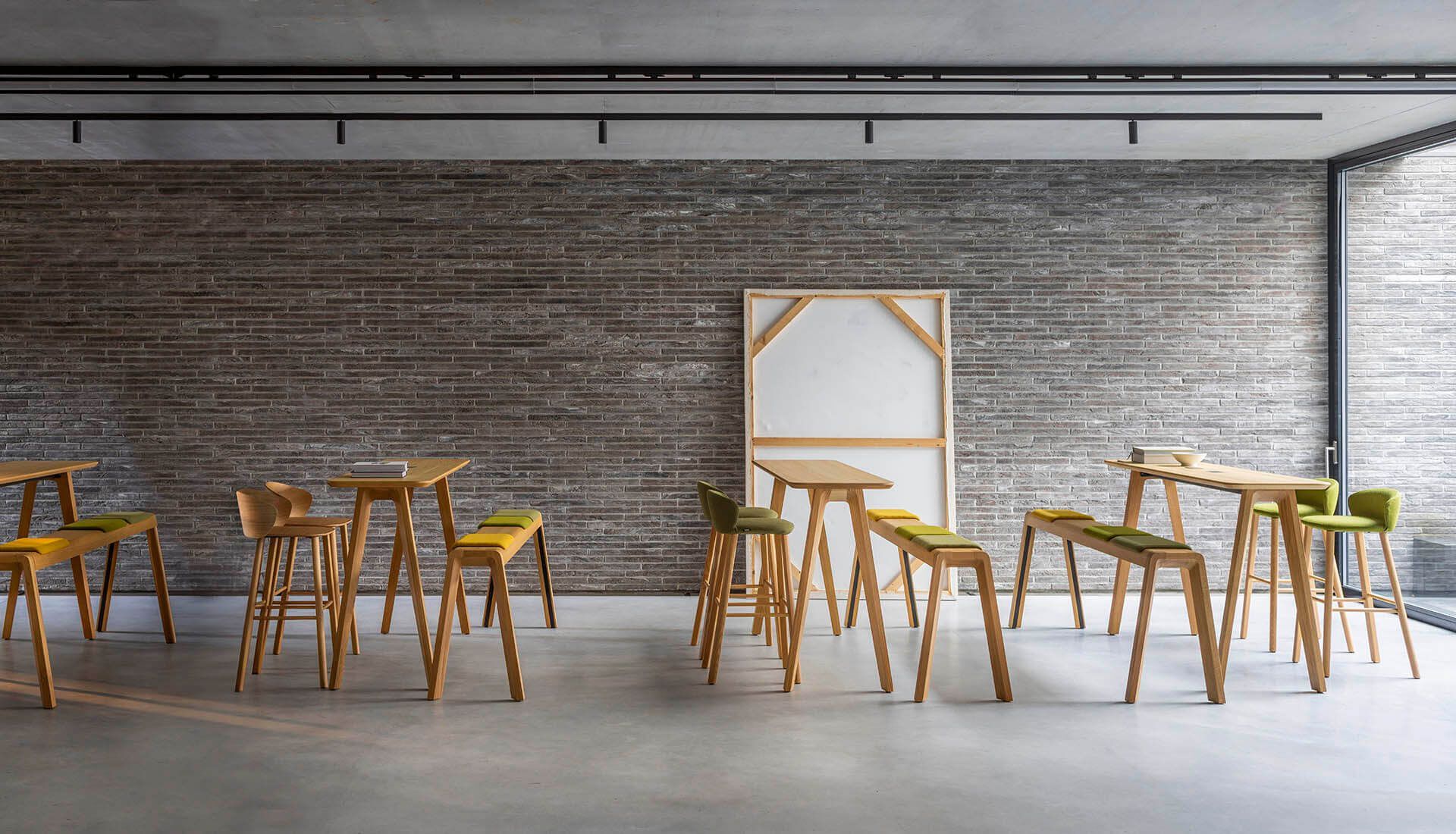 Многоуровневая скамья с USB-разъемом True Design E-QUO ARCH-00047025 - Вид №14