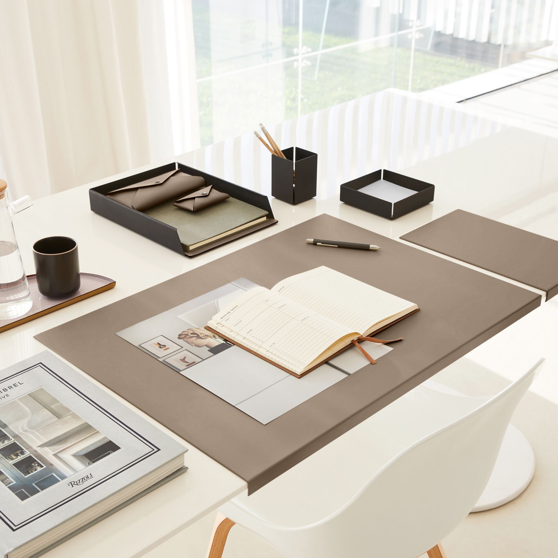 Подпушка из регенерированной кожи EGLOOH талия ARCH-00036138 - Вид №48