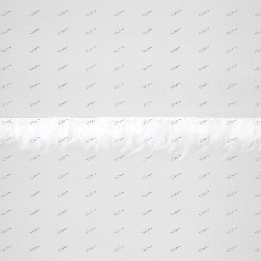 Рулон обоев PARISIENNE PRN28570112. Основа вышивка Casadeco