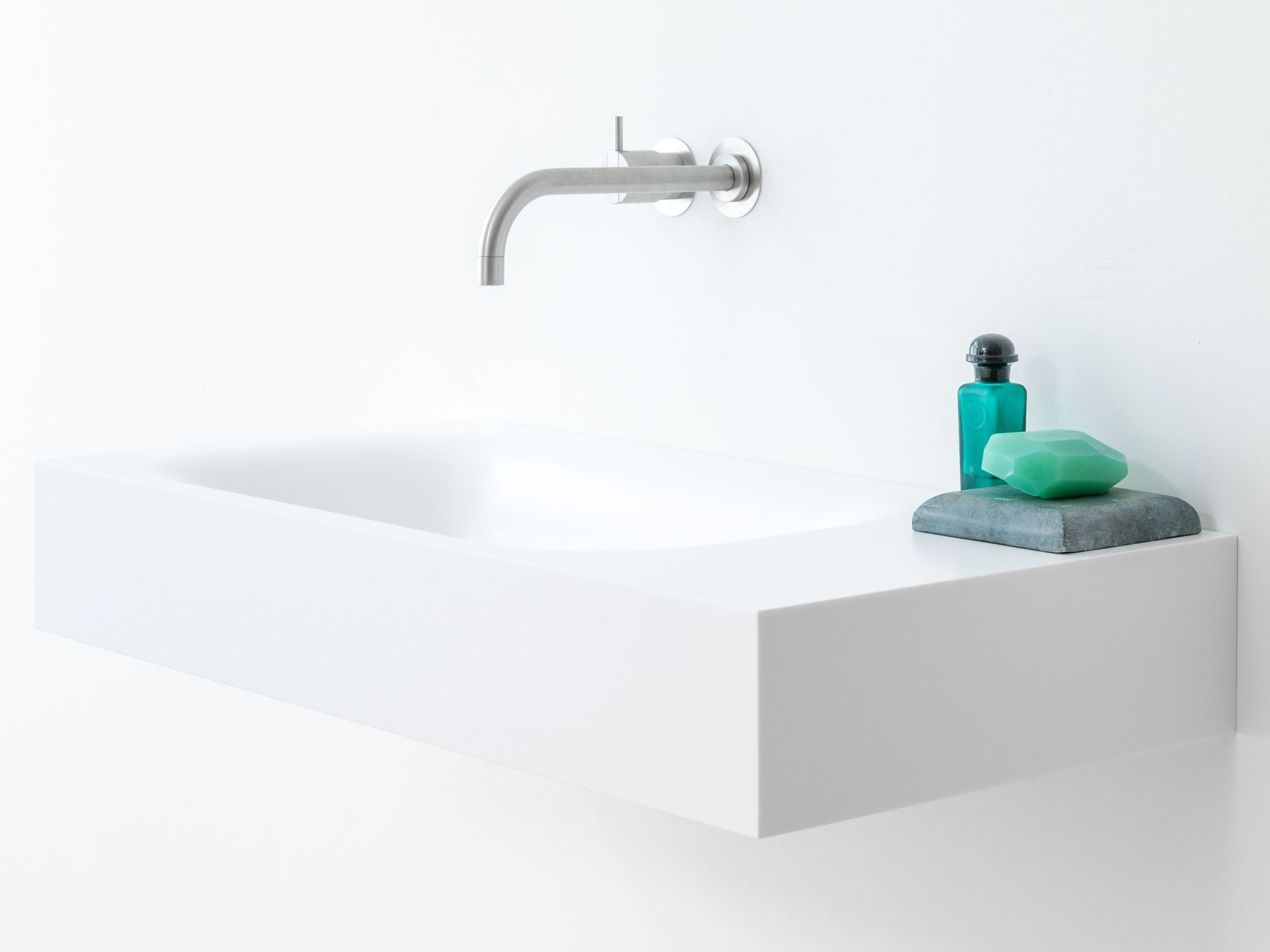 Прямоугольный подвесной умывальник в HIMACS Not Only White Blend ARCH-00103467 - Вид №1