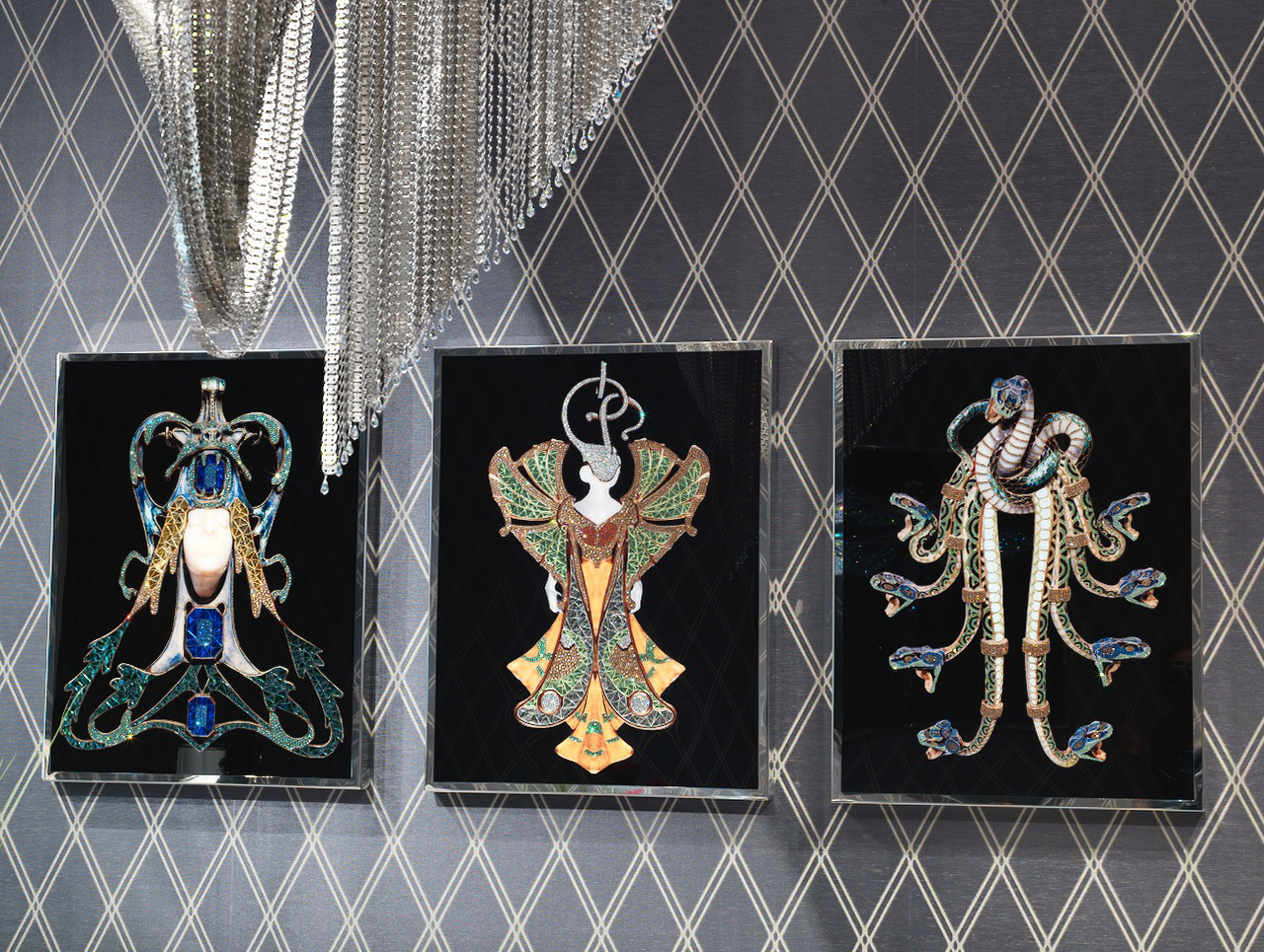 Winged Woman Смешанная техника Visionnaire  - Вид №2