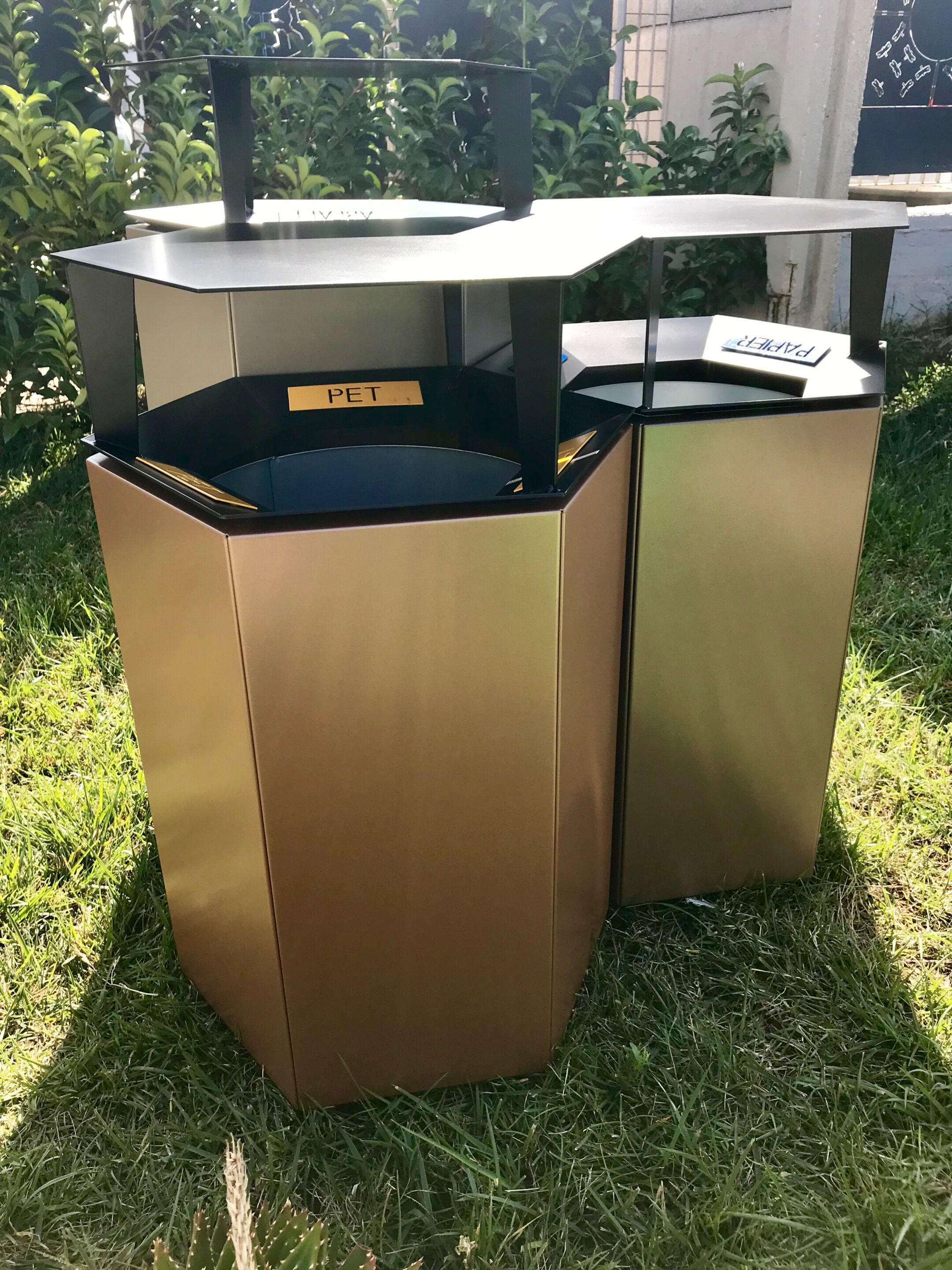 Наружная стальная стойка для мусора для утилизации отходов CITYSì BEEHIVE ARCH-00085912 - Вид №7