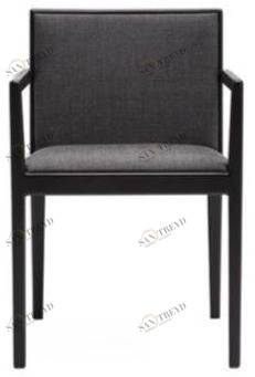 Andreu World Стул с обивкой и подлокотниками Carlotta So0916