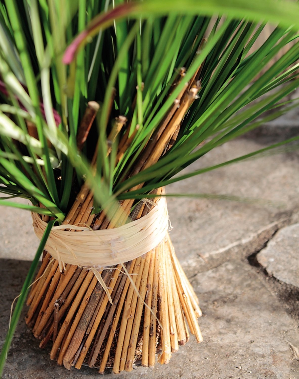 4722 507 a3 Пучок искусственной травы с ромашками, 45 см, розово-белый H-andreas 