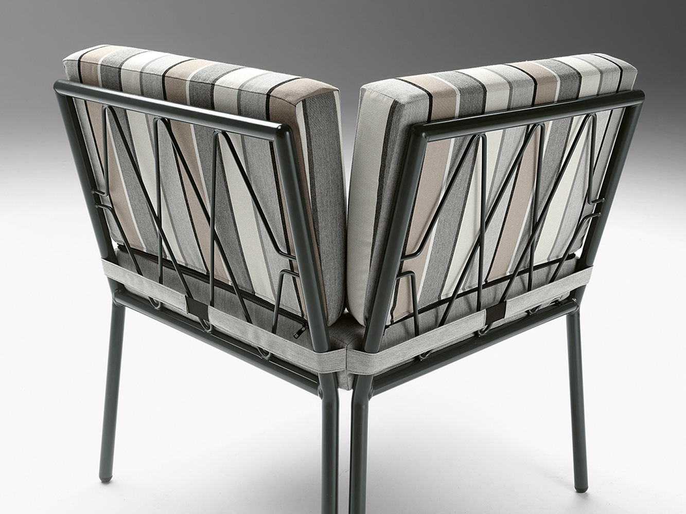 Zero 209 Модульная система диванов с крашеным стальным каркасом и катафорезом. Ткань для улицы. Угловой модуль. Et al. Zero - Вид №2