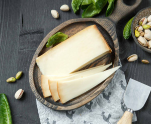 1699 Сыр "Пивной" Вкусляндия