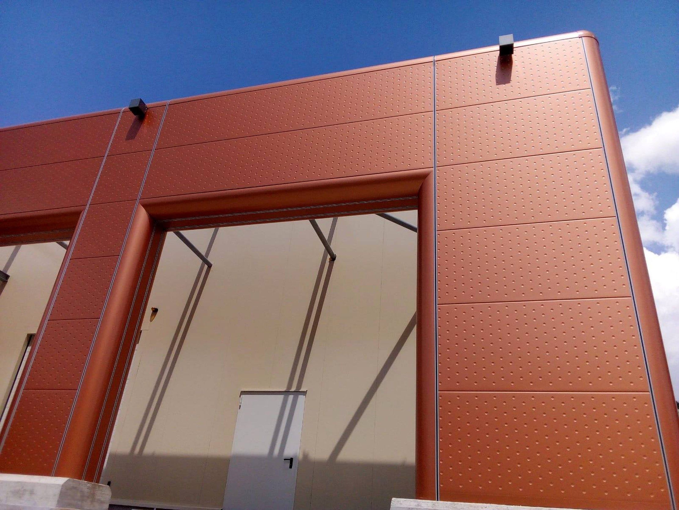 Изолированная металлическая панель для фасада ELCOM SYSTEM ТЕРМОПАРЕТЫ® ARCH-00063678 - Вид №118