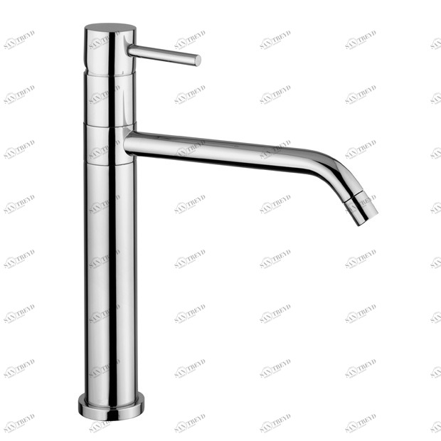 Латунь. 60. Смеситель для кухонной мойки Quadrodesign Brass