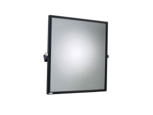 Настенное зеркало для ванной комнаты