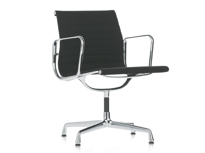 Тканевый стул с подлокотниками VITRA Eames Aluminium Group ARCH-00094304