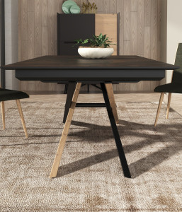 Прямоугольный обеденный стол