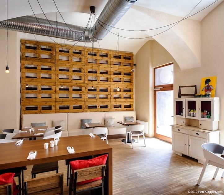 TON Стул из массива дерева с подлокотниками Merano 324400 - Вид №7