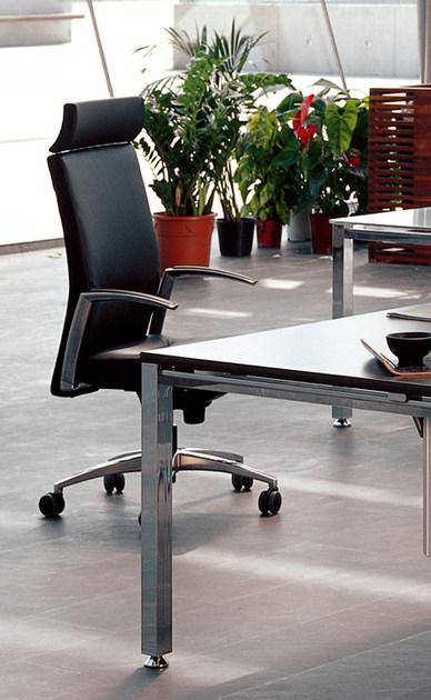 Стул для руководителя с подлокотниками Kados Santreyd sun-id-1463769 - Вид №2