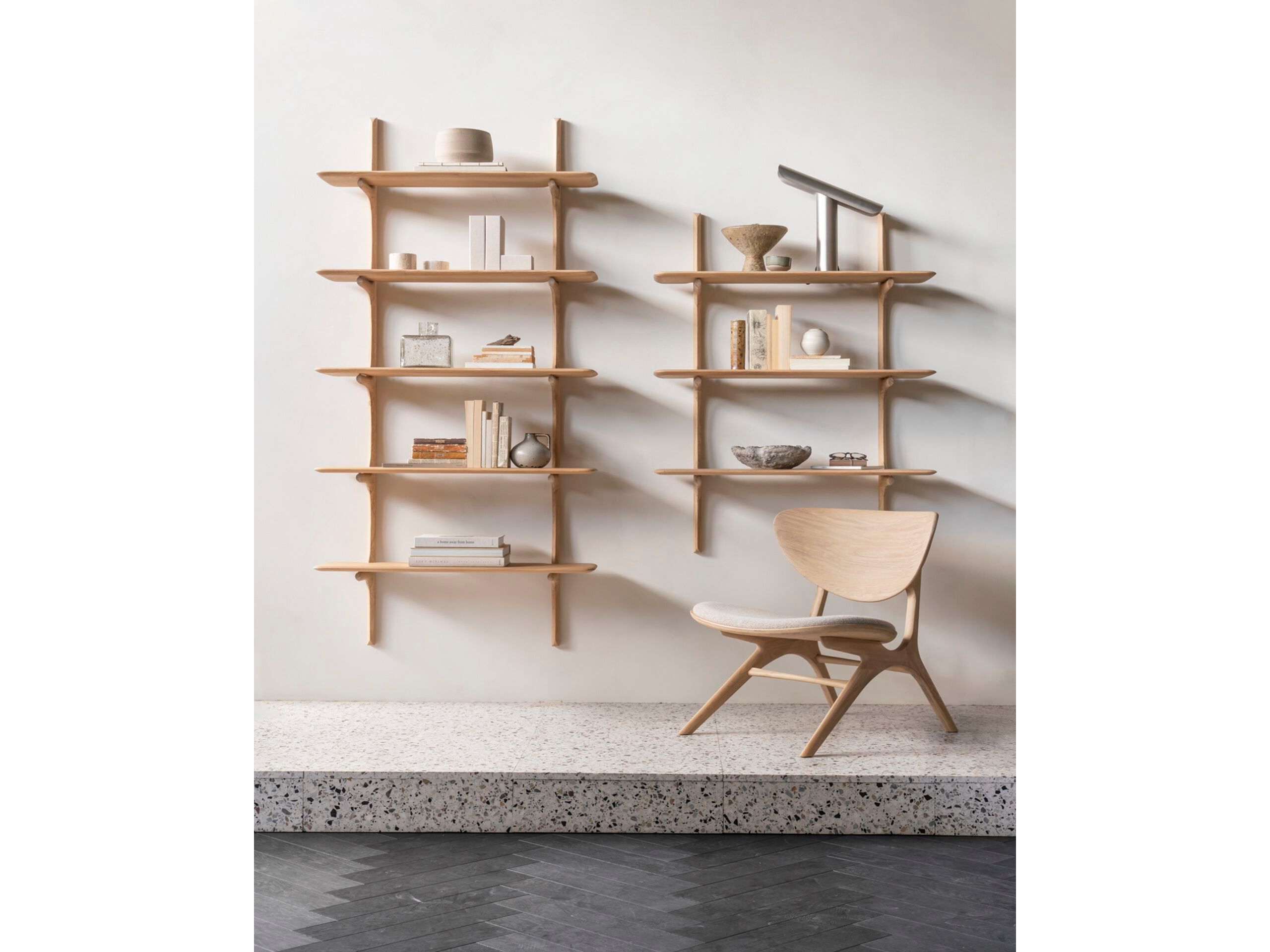 Подвесной книжный шкаф из дуба Ethnicraft PI ARCH-00063194 - Вид №5