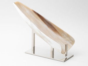 Держатель для бутылок из рога и латуни