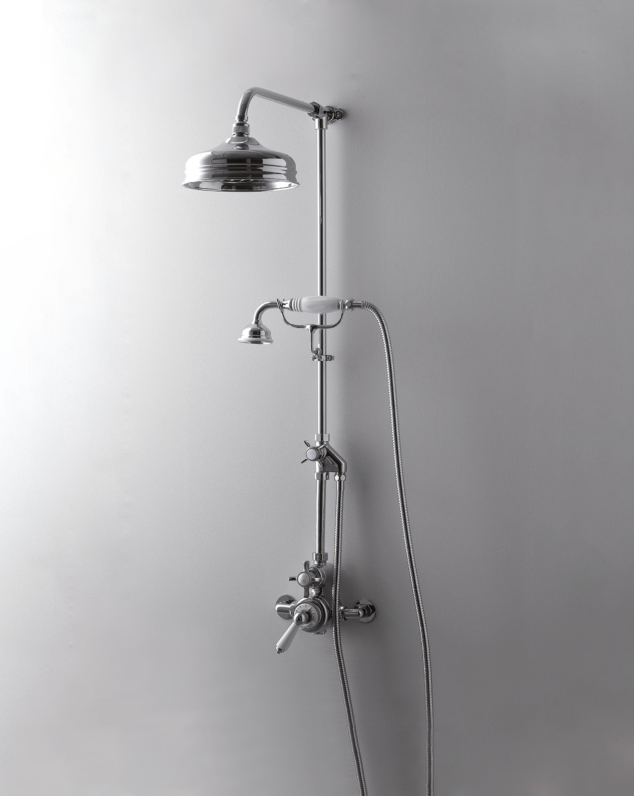 MARK618 Распределитель на наружной трубе Devon&Devon  - Вид №1