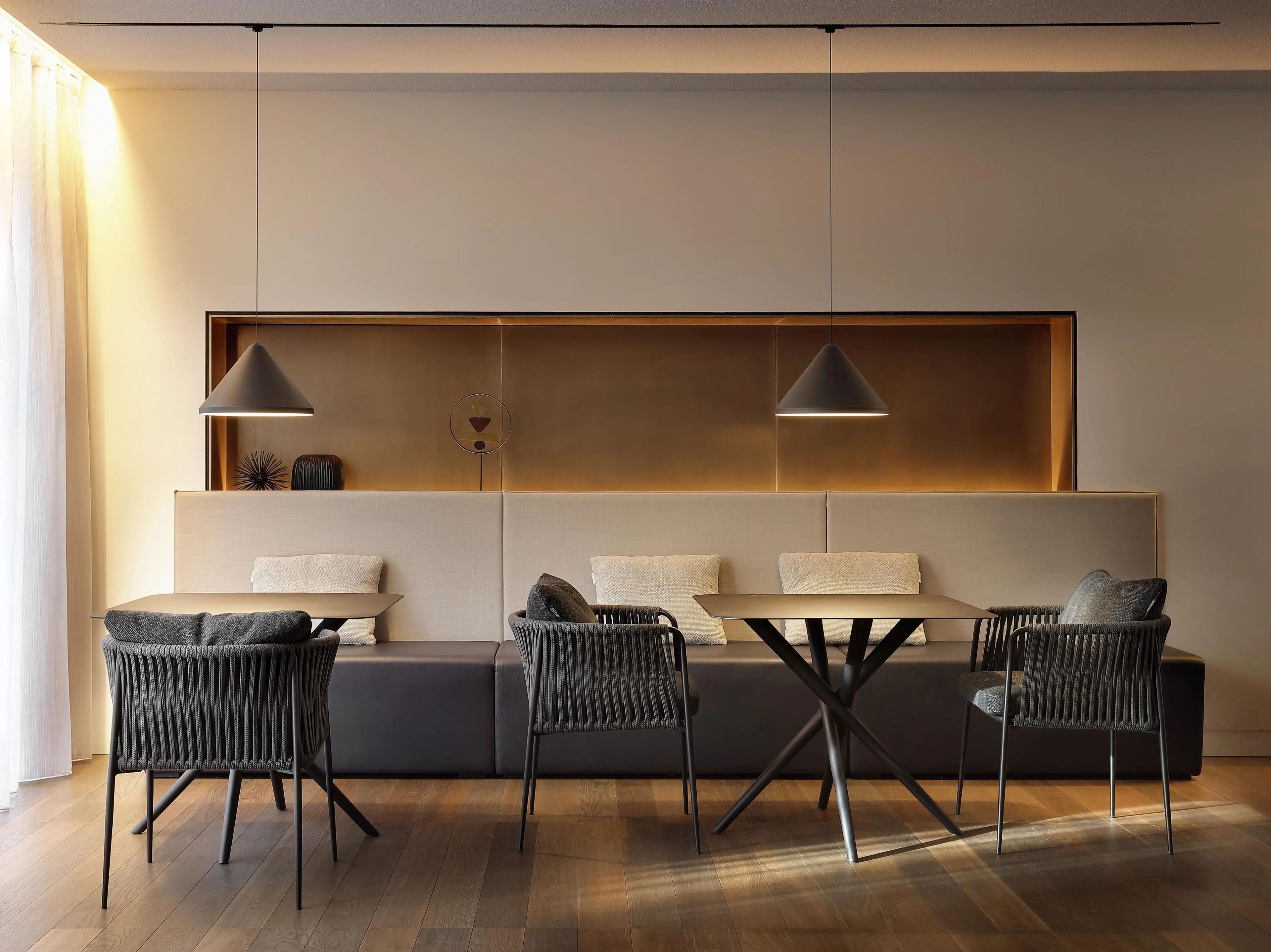 Алюминиевый квадратный садовый стол с порошковым покрытием Nodo Italia Eva ARCH-00124780 - Вид №2