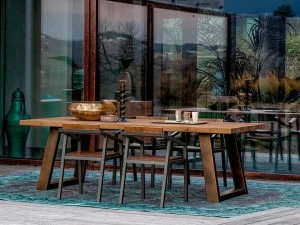 Devina Nais Обеденный стол из массива дерева Wood