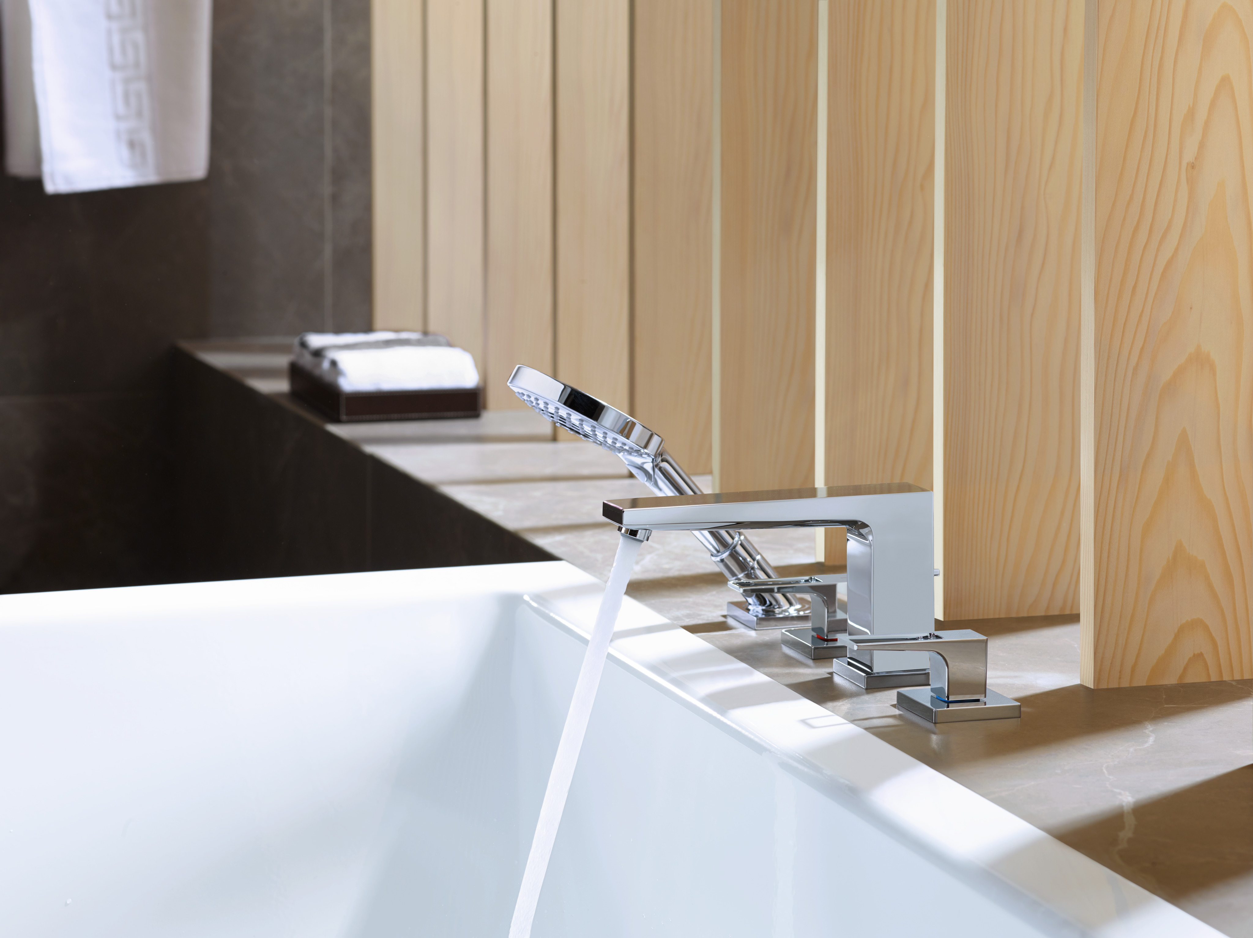 74553000 Metropol Смеситель на край ванны на 4 отверстия с петлевыми ручками Hansgrohe  - Вид №2