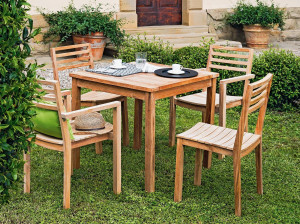 Квадратный стол из тикового дерева