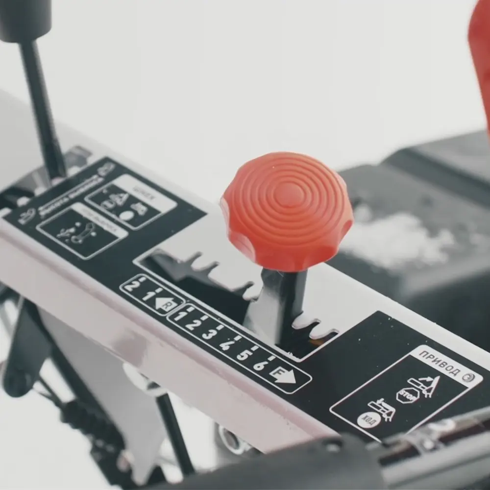 Снегоуборщик бензиновый ПАРМА МСБ-01-1570ПЭФ 70 см 15 л.с STLM-2079872 - Вид №2