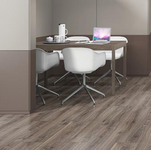 Виниловый ламинат EGGER Design+ Покрашенный Серый Дуб с брашью (Текстурированная) 1295х243 мм EPD011 - Вид №1