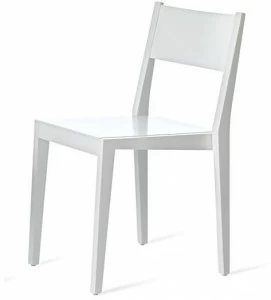 Nola Industrier Стул из лакированного дерева штабелируемый Axel