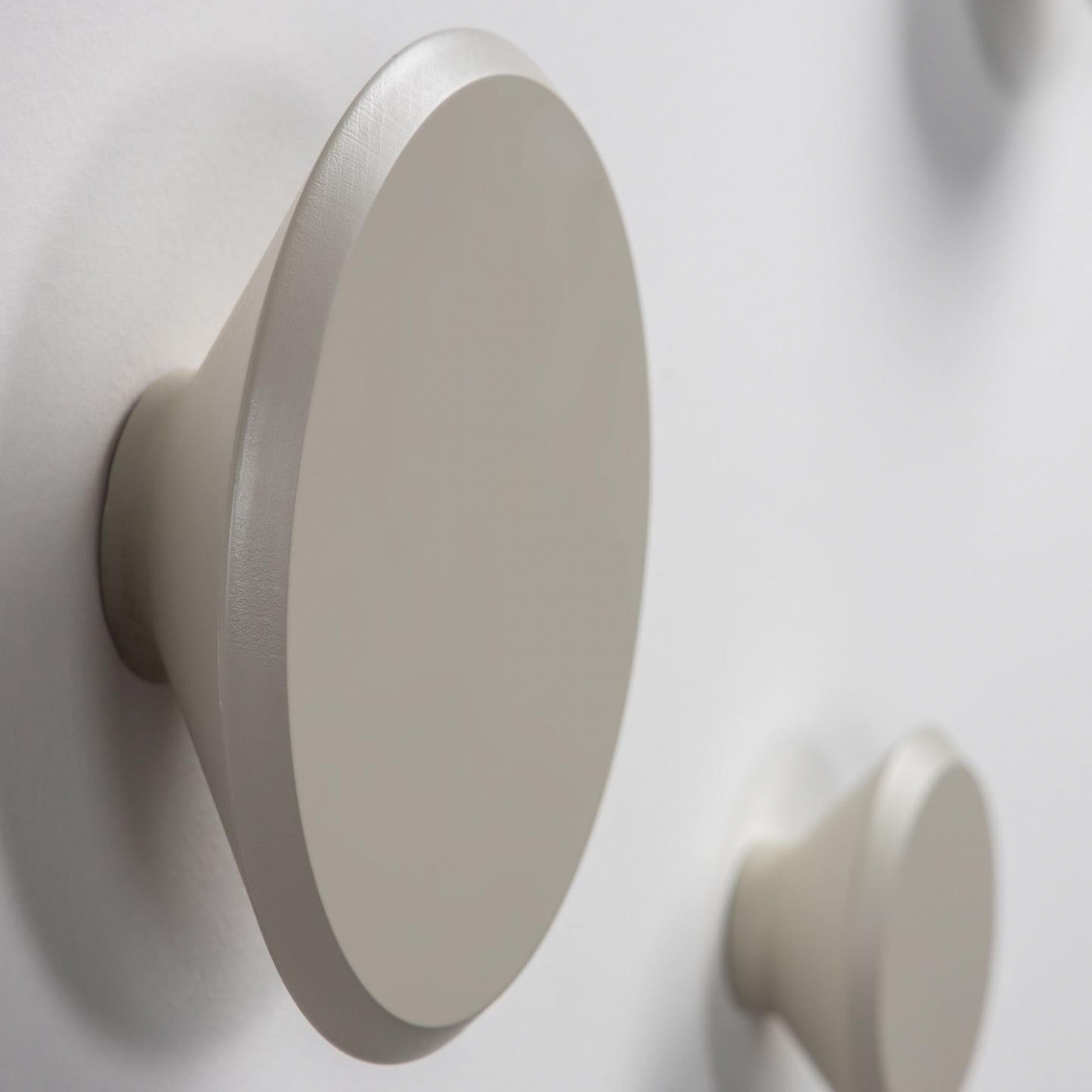 077977 Набор вешалок бежевый La Forma Nadua 