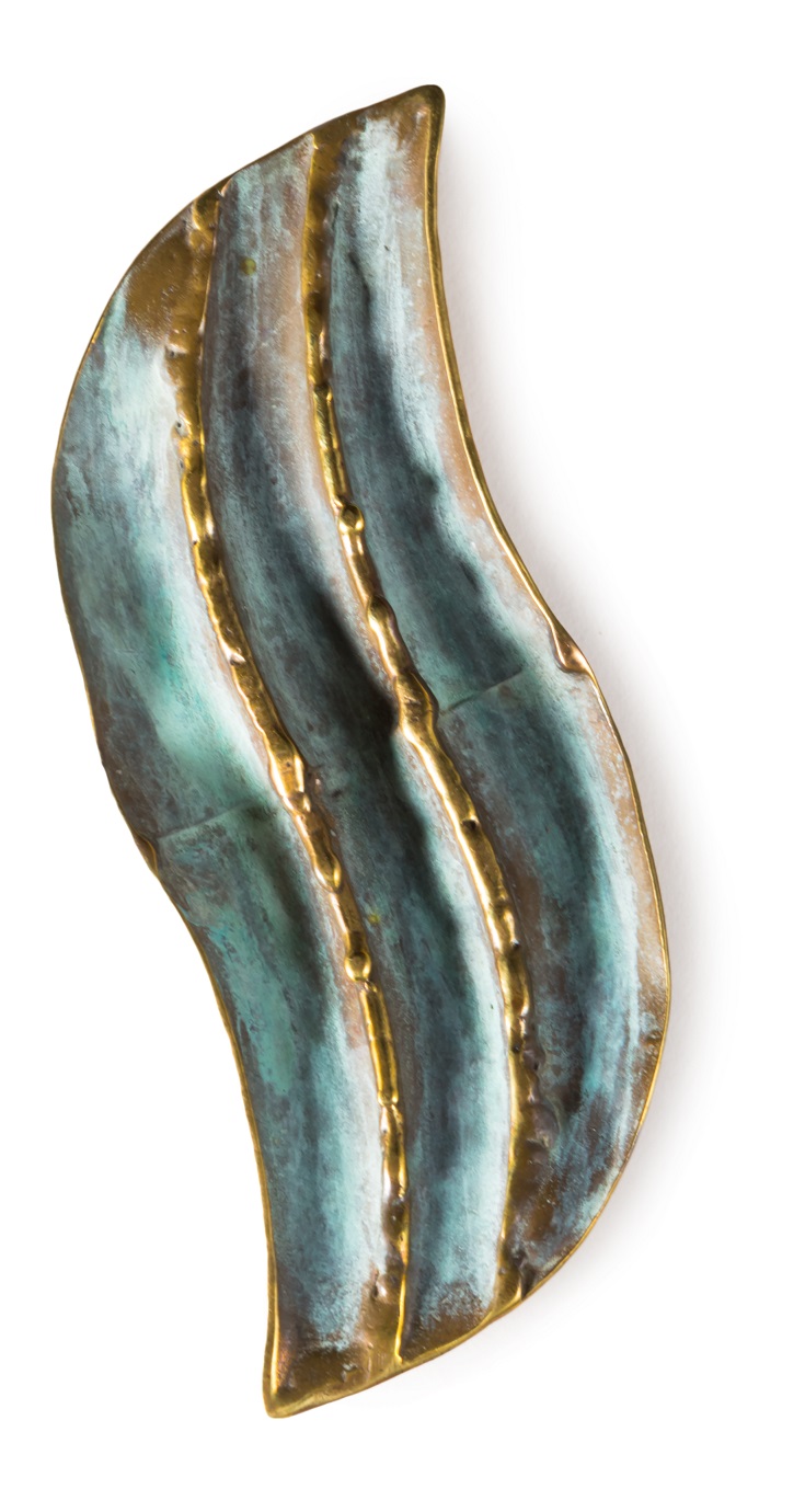 S102 брошь, латунь, зеленая патина, 8/3 см Arisztid Szendy Santreyd 