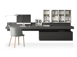 Письменный стол с контейнерами