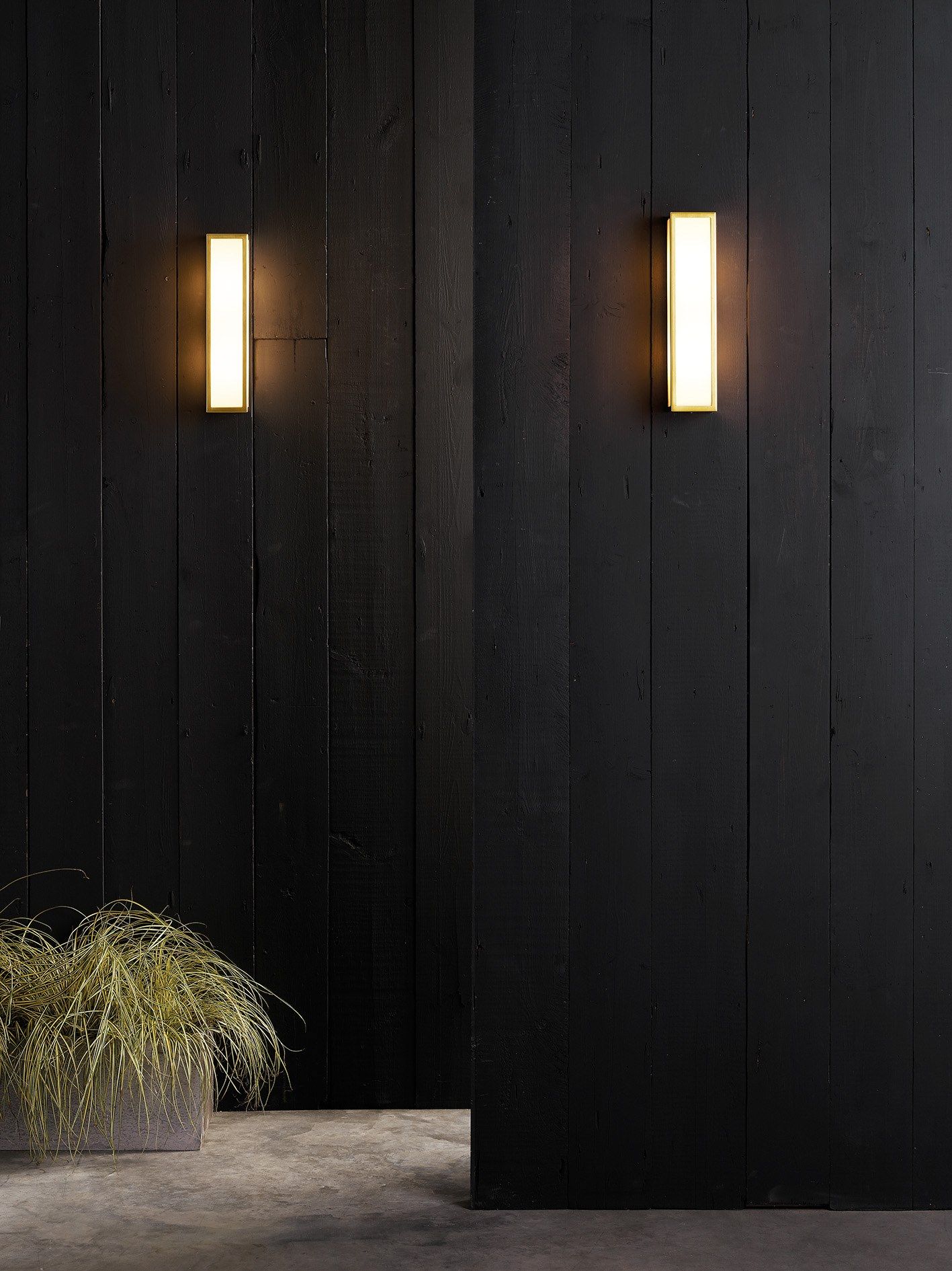 Латунные и стеклянные светодиодные наружные настенные светильники Astro Lighting SALERNO ARCH-00100004 - Вид №1