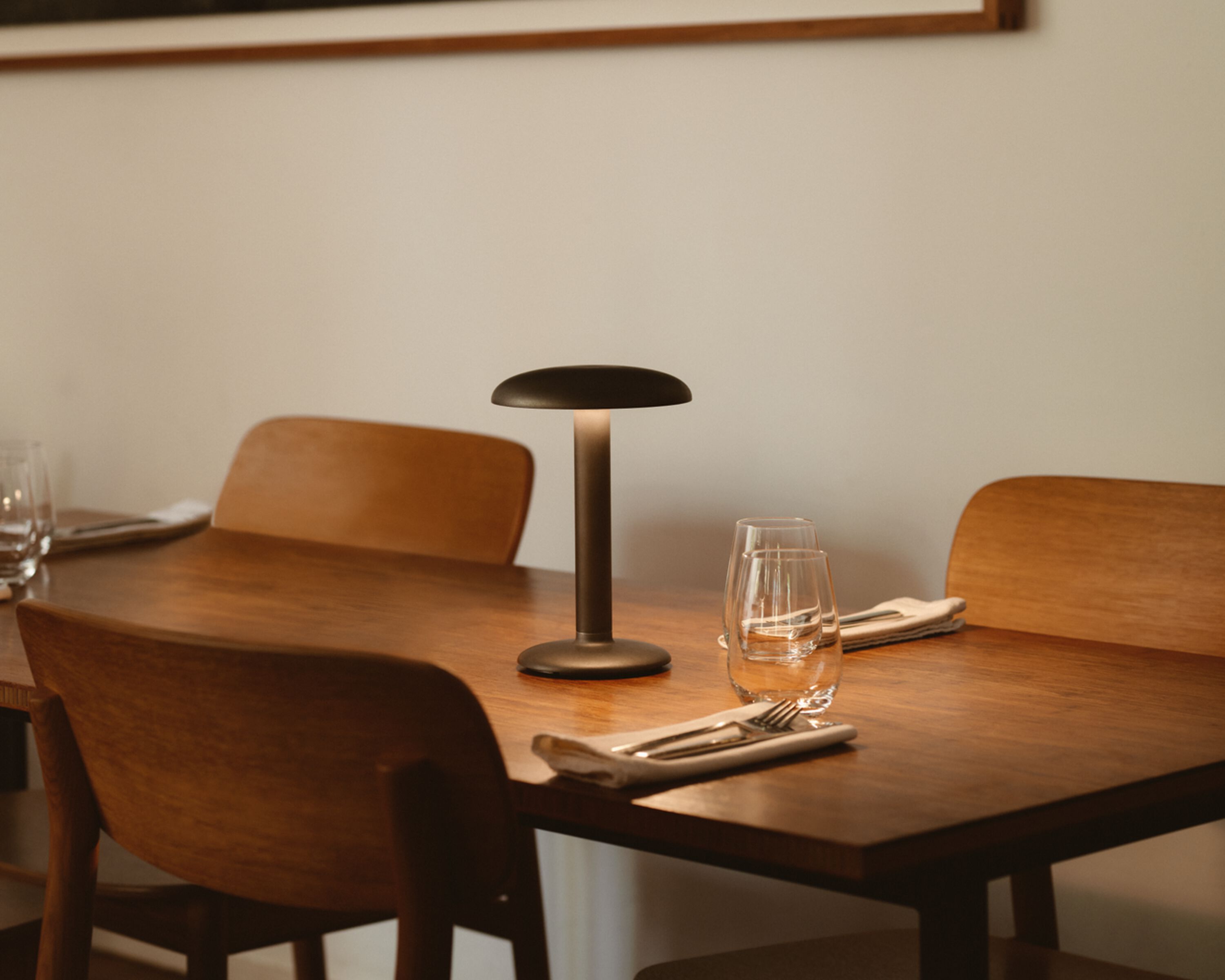 Светодиодная настольная лампа с батарейным питанием In Stock Flos ARCH-00023670 - Вид №2