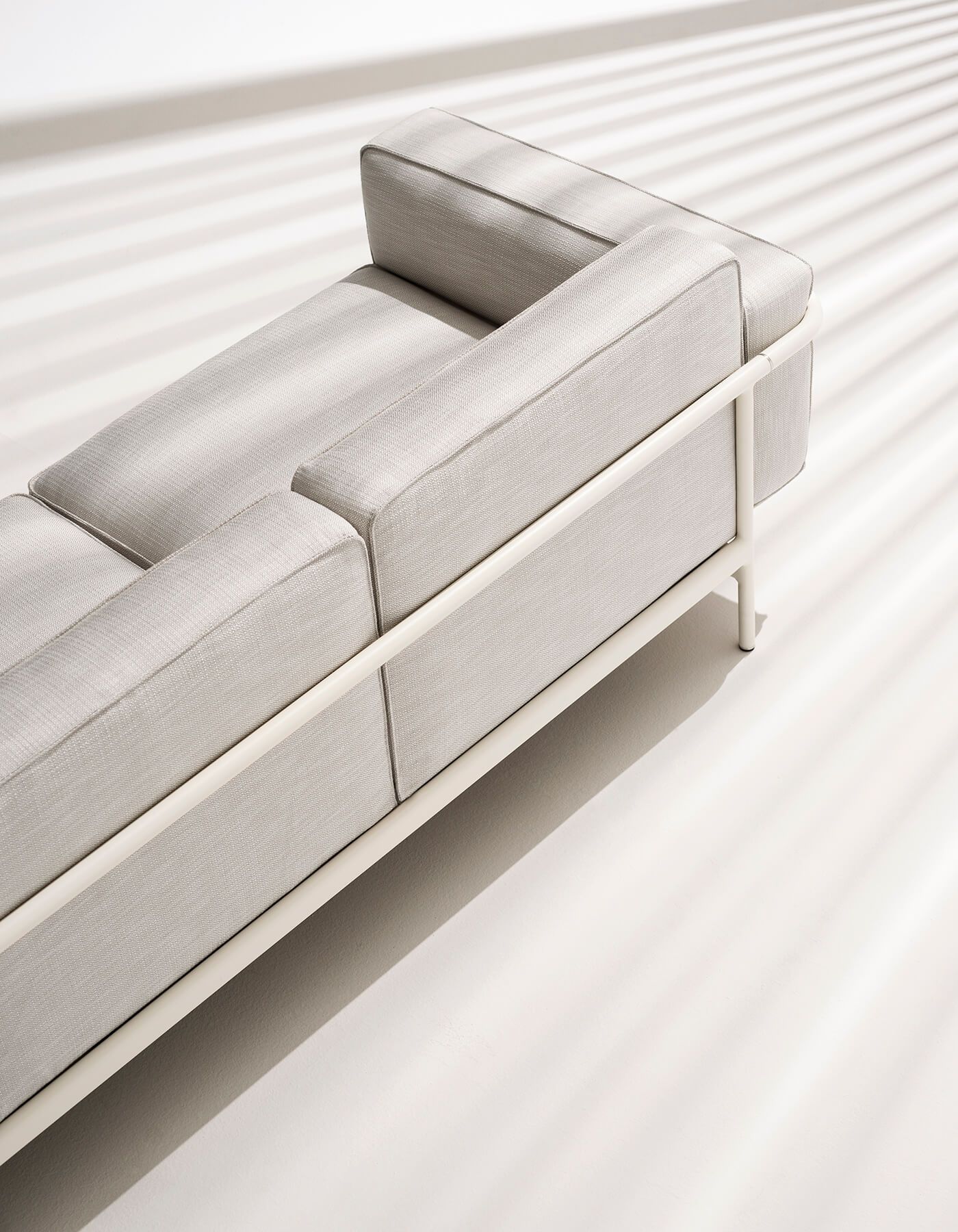 3-местный тканевый садовый диван RODA Extendo ARCH-00148131 - Вид №3