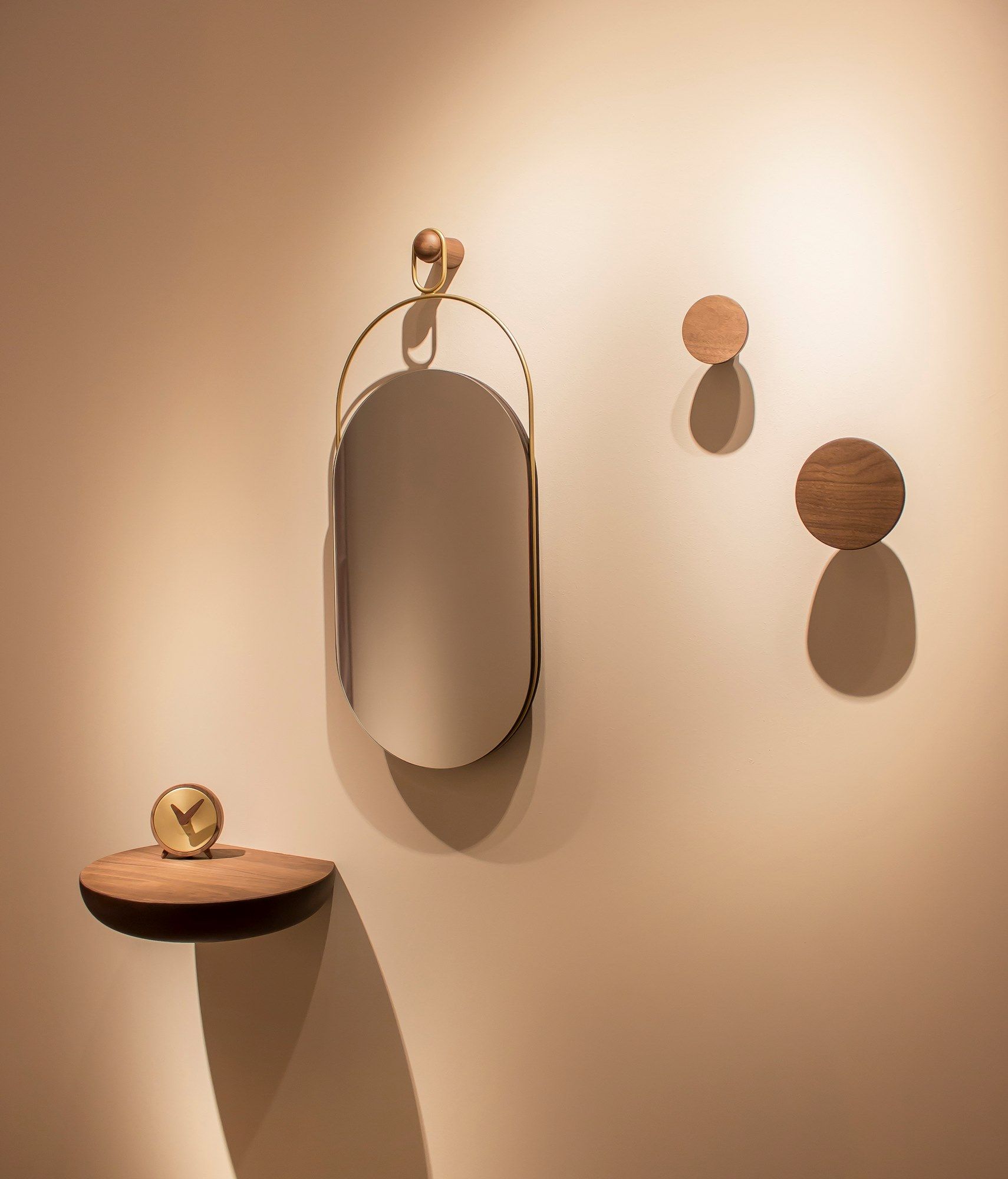 Овальное зеркало из дерева и металла NOMON моменты ARCH-00123945 - Вид №1