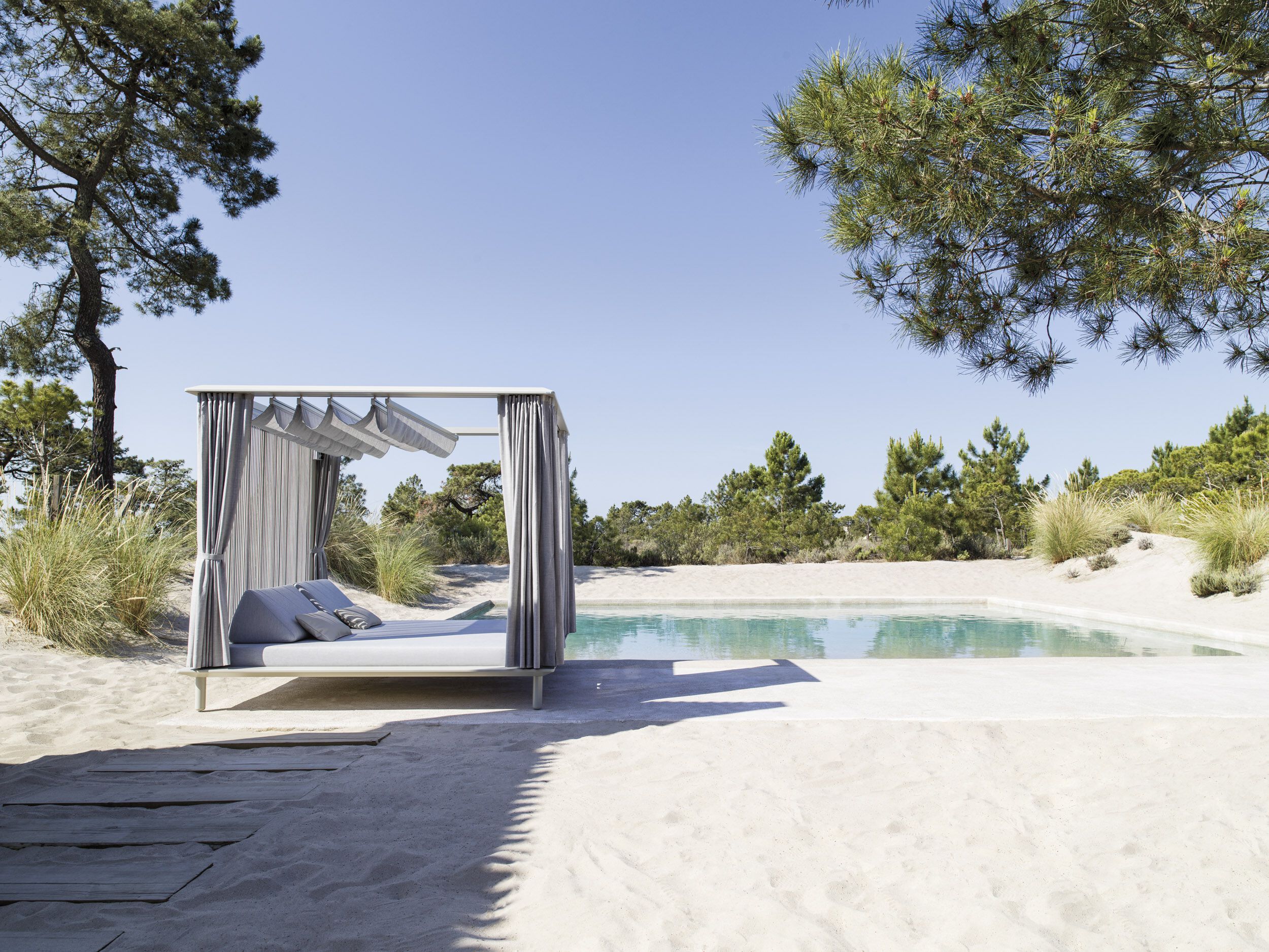 Кровать с балдахином из акриловой и алюминиевой ткани Varaschin Sunmoon ARCH-00069150 - Вид №7